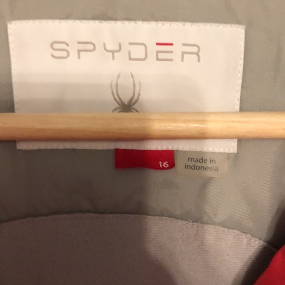 Winter ski jacket. Great condition and very warm - Picture 3 of 6